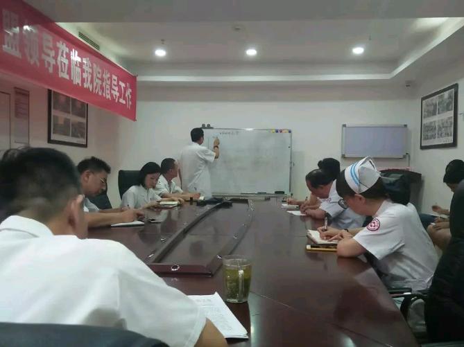 成都武侯军盛医院开展医护人员业务知识及专业